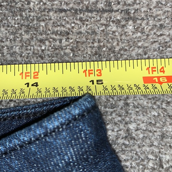 Vera Wang Jeans - Picture 6 of 8